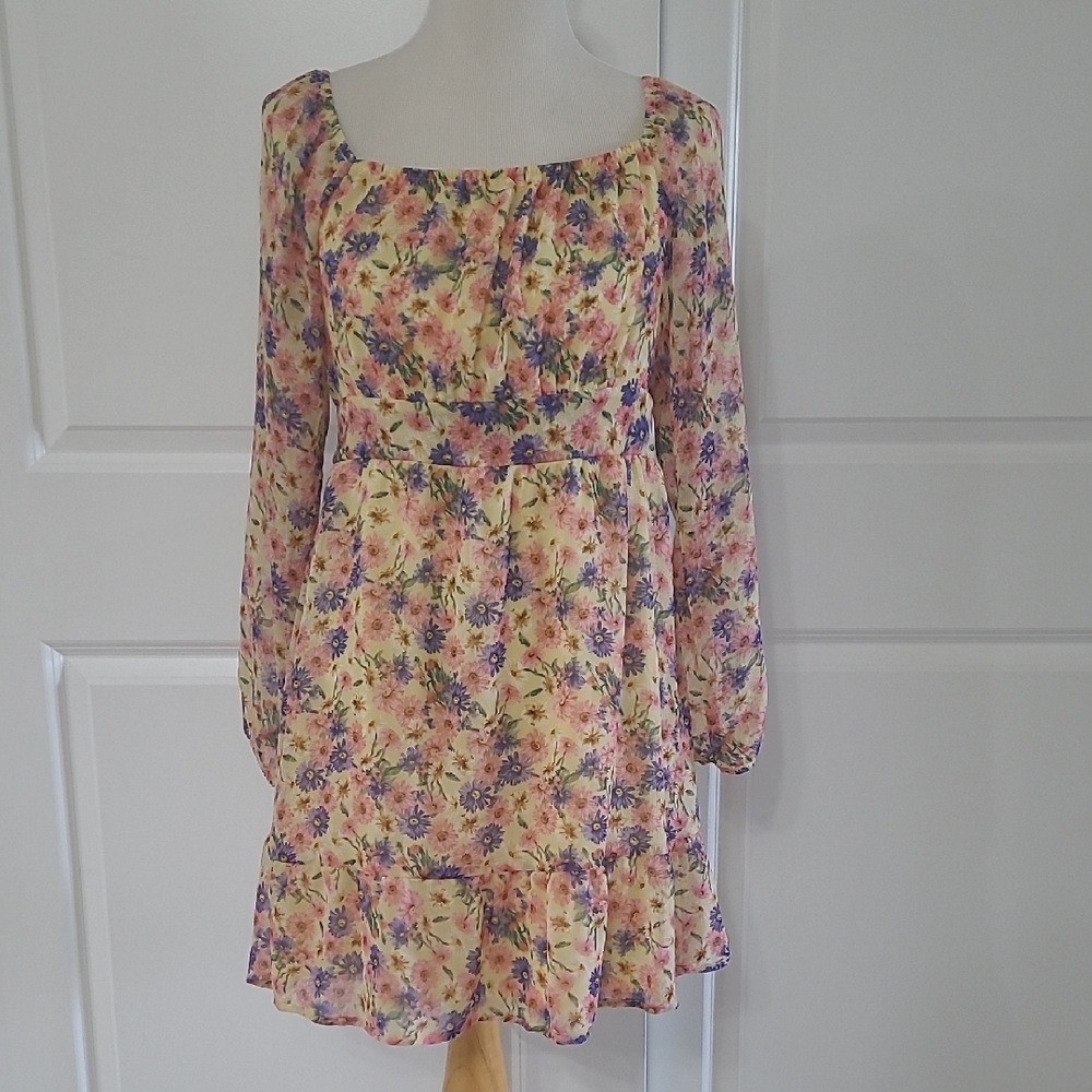 Rewind Floral Spring Dress Size Large Juniors
